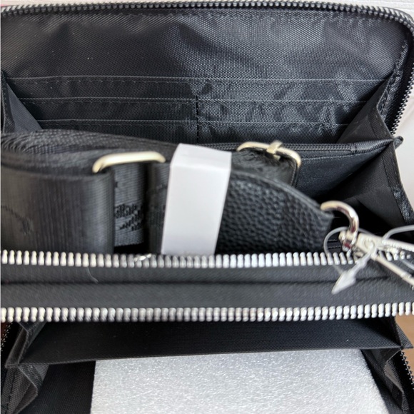 NWT Ed Hardy Red Tiger Cellphone  Zip Around Compact Crossbody Wallet - Picture 9 of 9